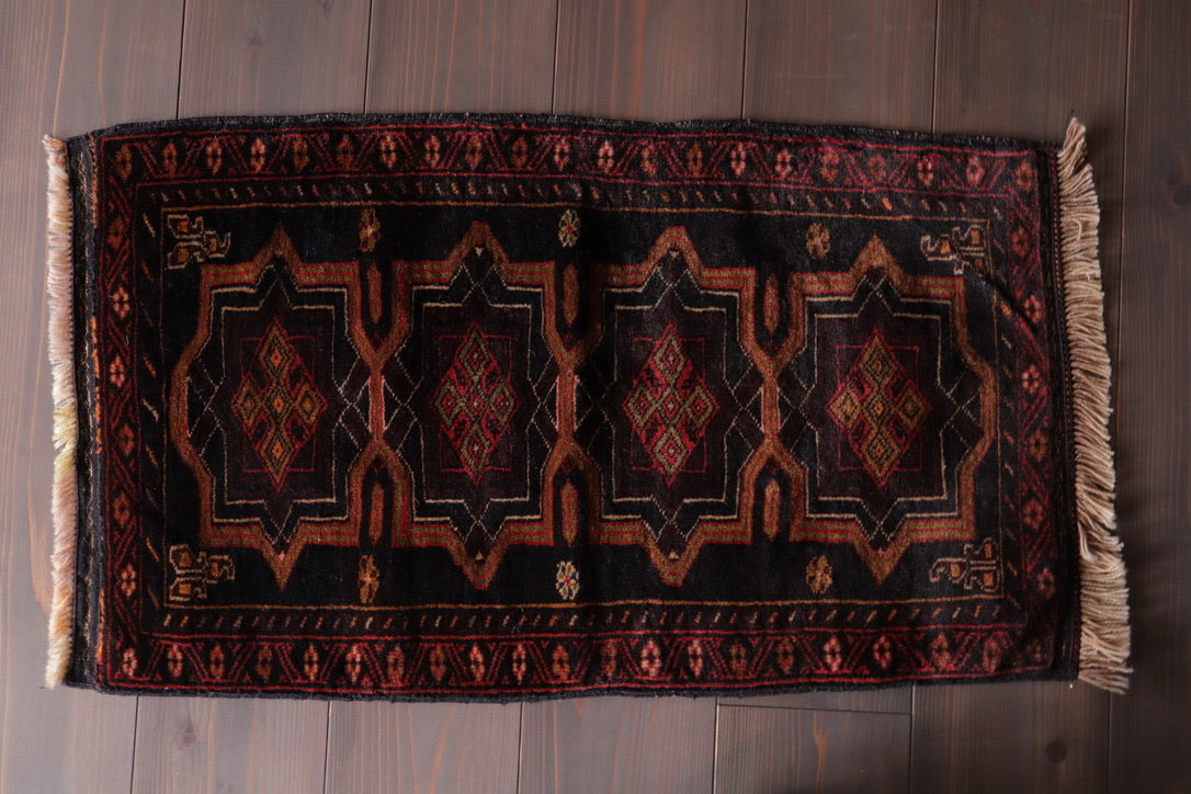 A-1466  baluch rug