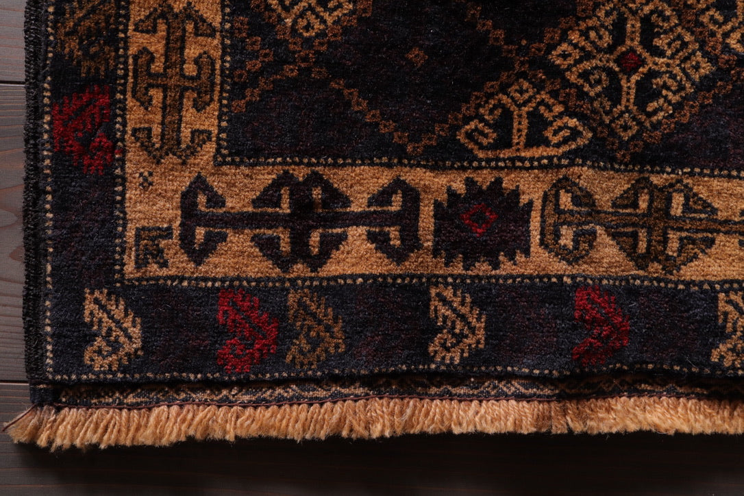 A-1822  baluch rug