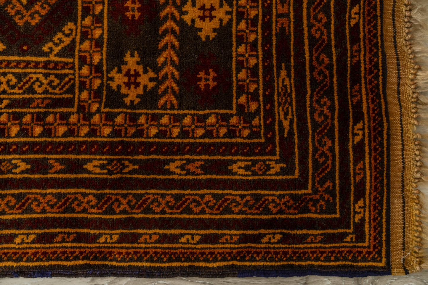 A-334 alikhoja  rug