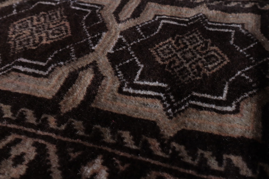 A-1827  baluch rug
