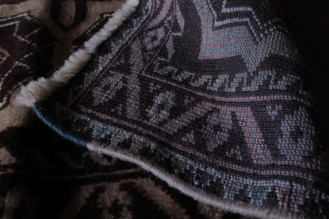 A-1827  baluch rug