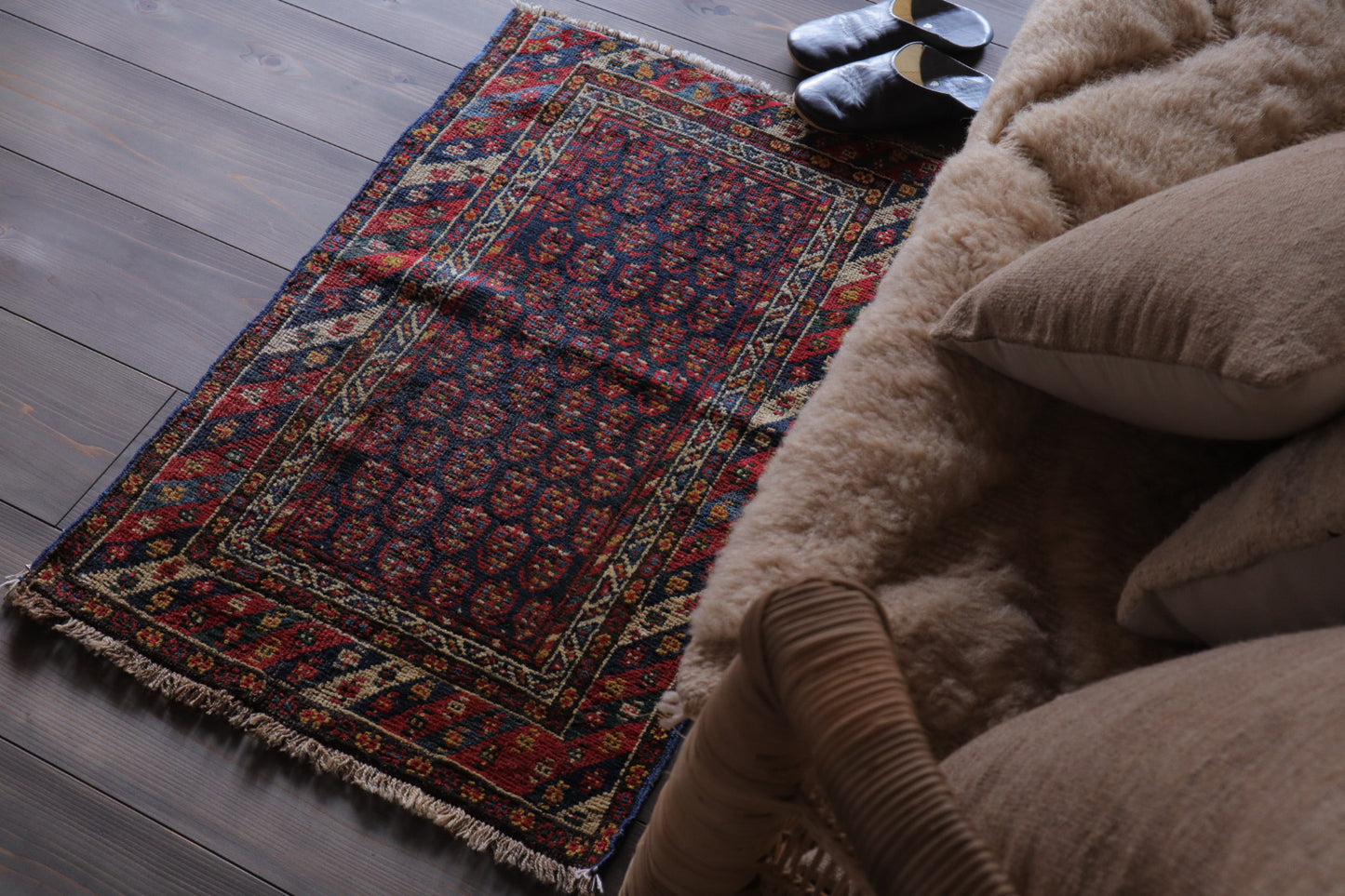 A-1045  iran  rug