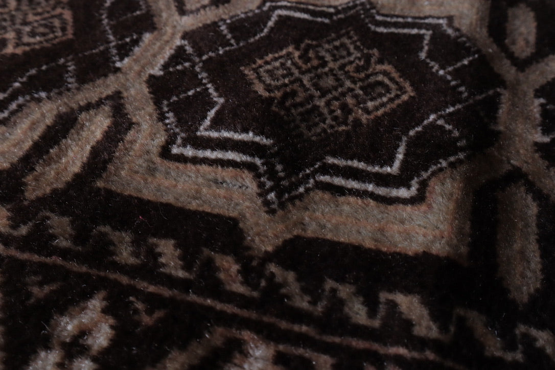 A-1827  baluch rug
