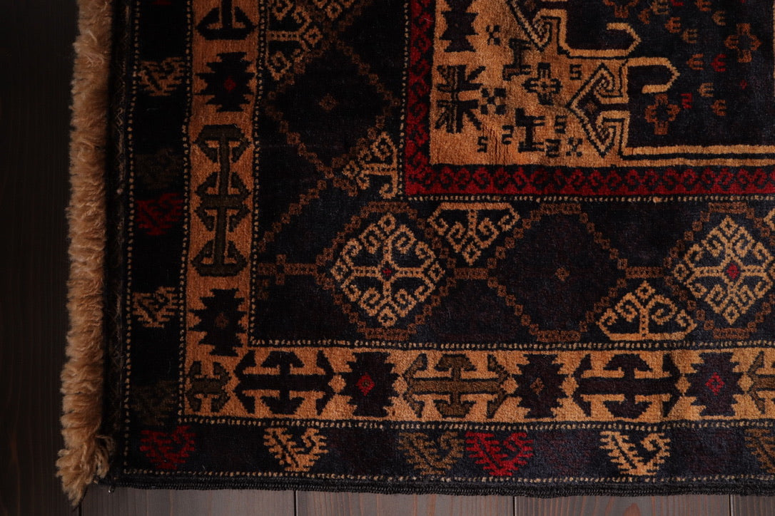 A-1822  baluch rug
