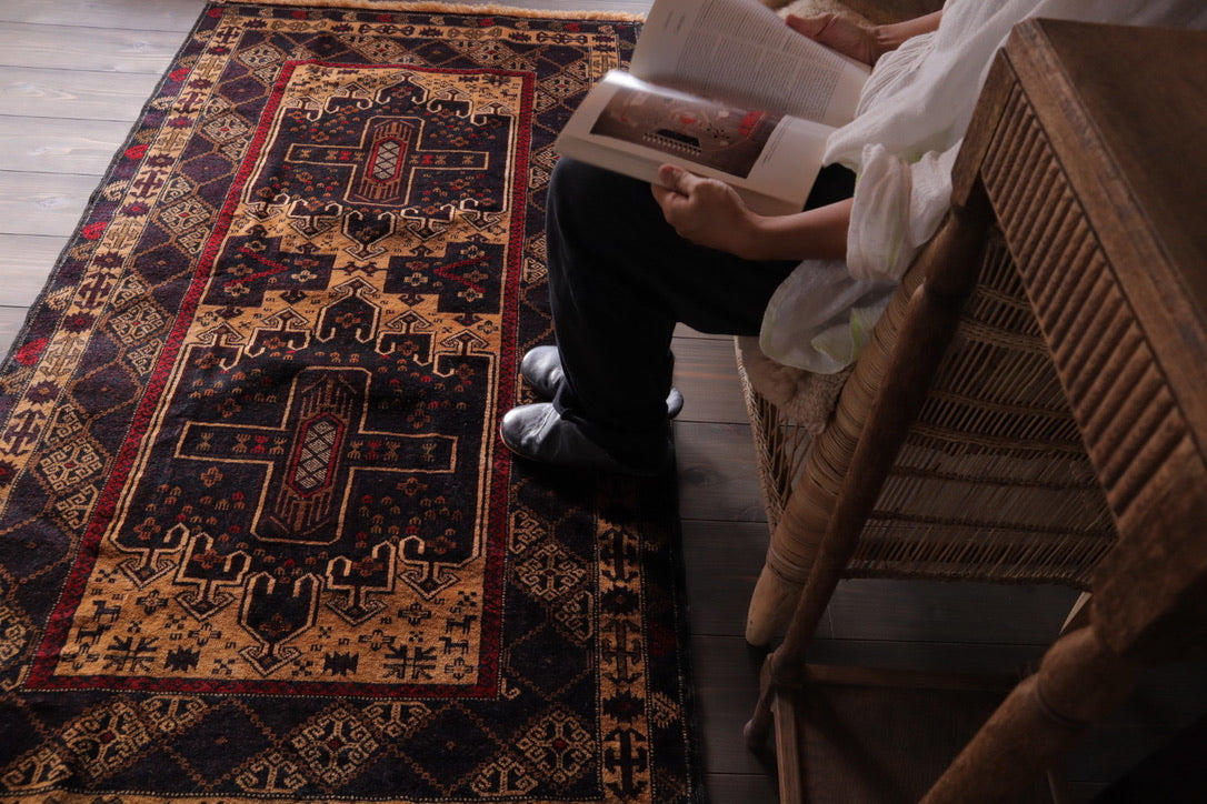 A-1822  baluch rug