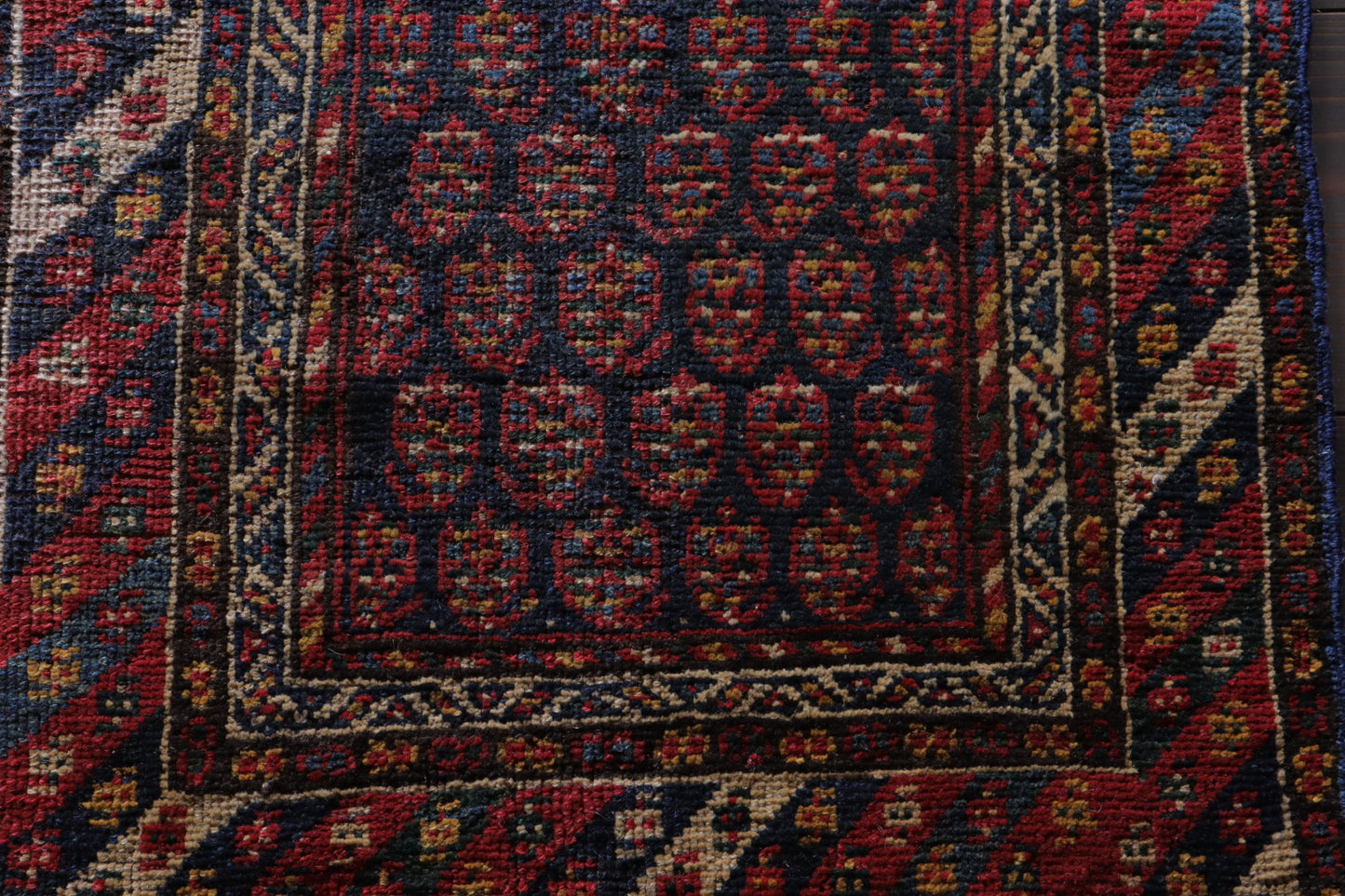A-1045  iran  rug
