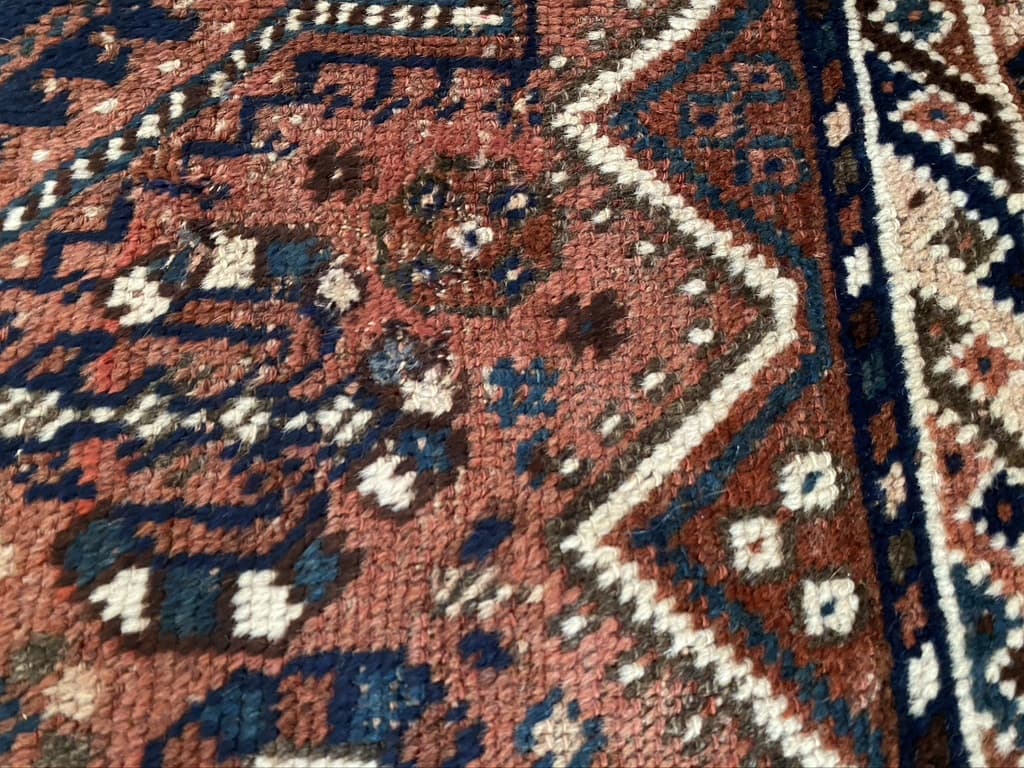 old qashqai rug