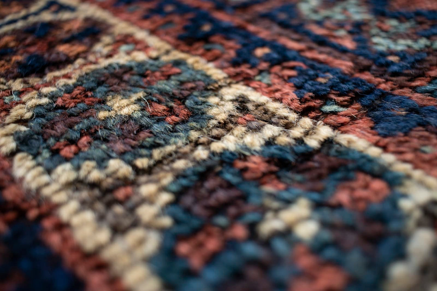 old qashqai rug