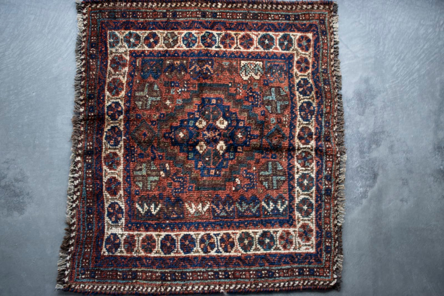 old qashqai rug