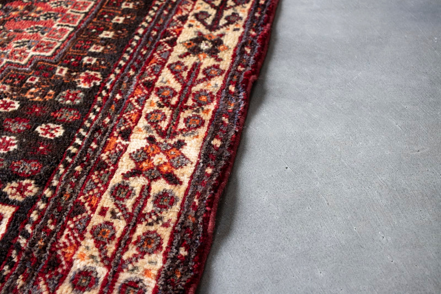 vintage qashqai rug