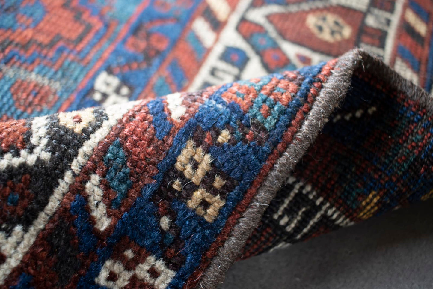 old qashqai rug