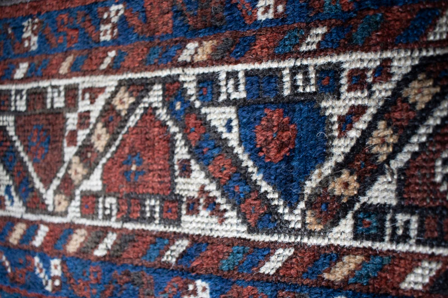 old qashqai rug