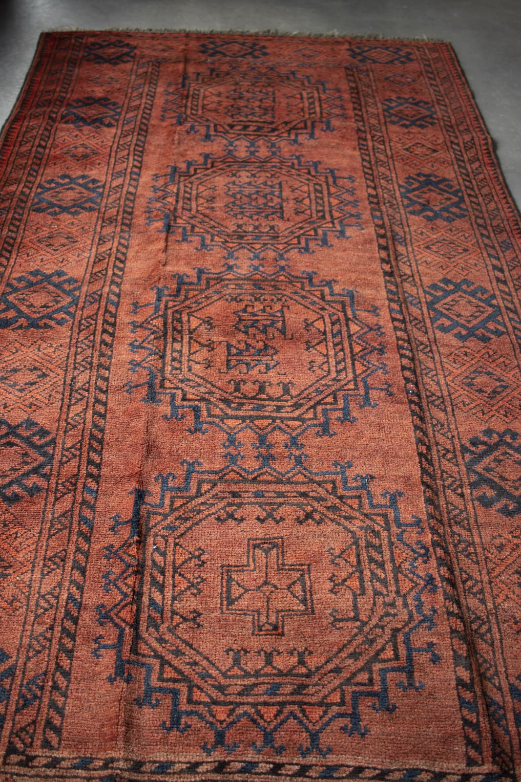 old turkmen rug