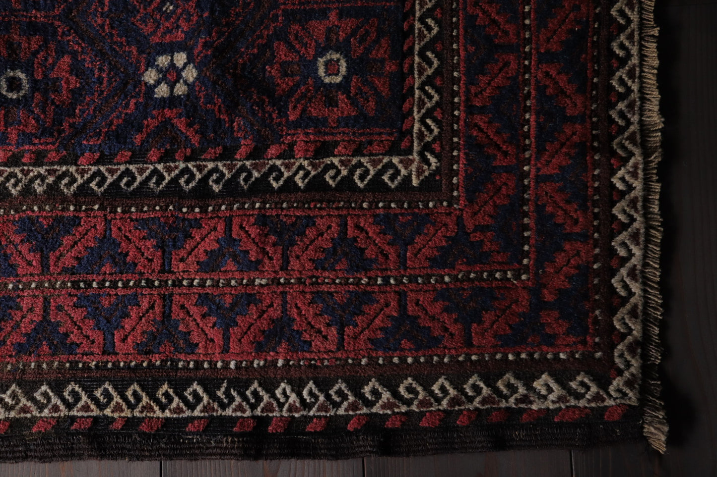 A-1900  baluch rug