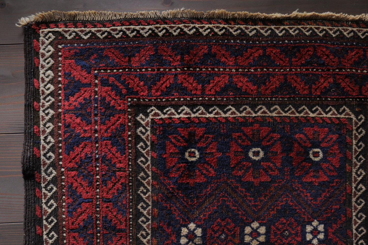 A-1900  baluch rug