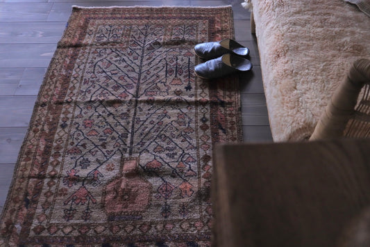 A-1907 taimani rug