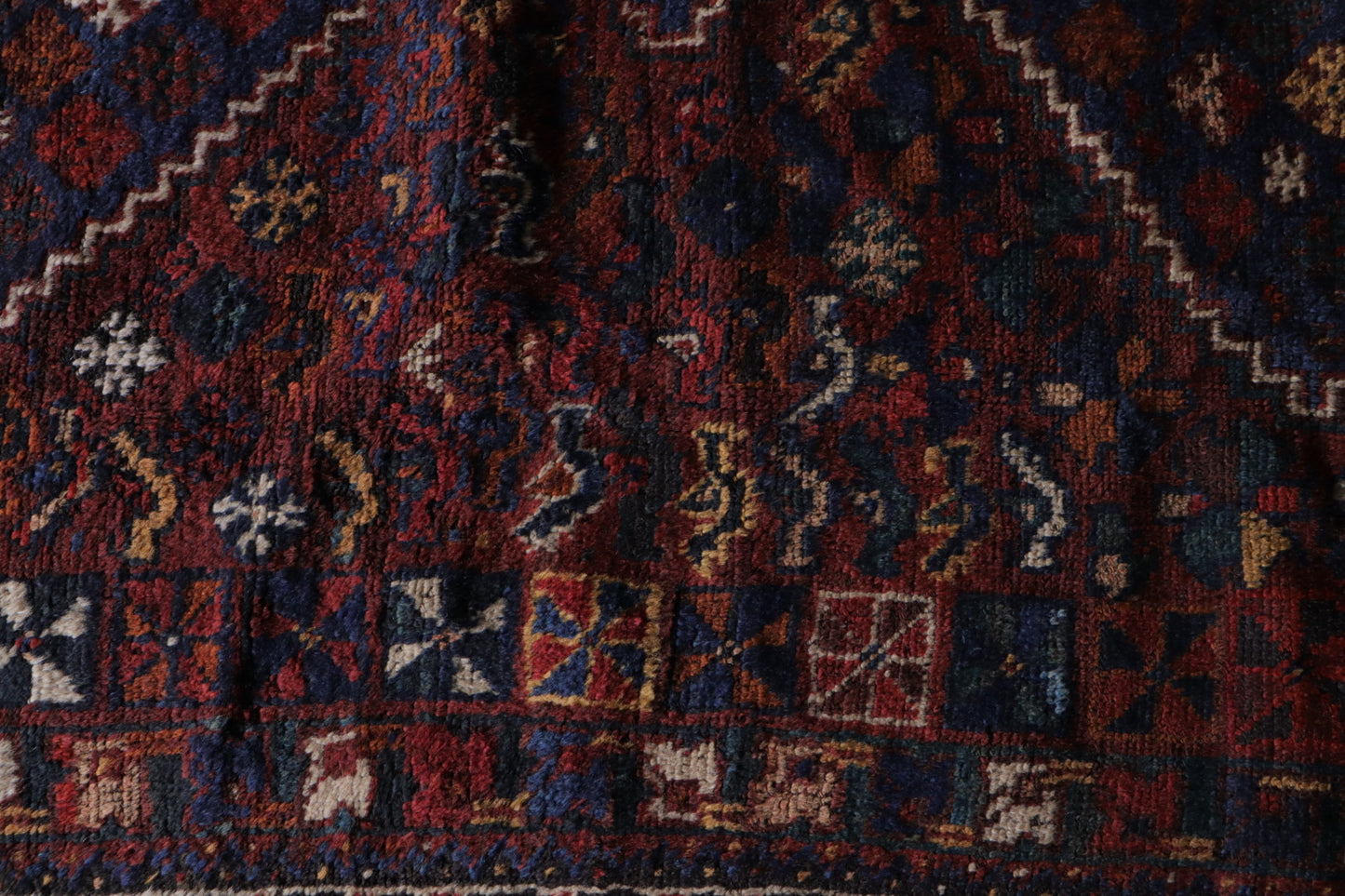 A-1569  qushqai rug