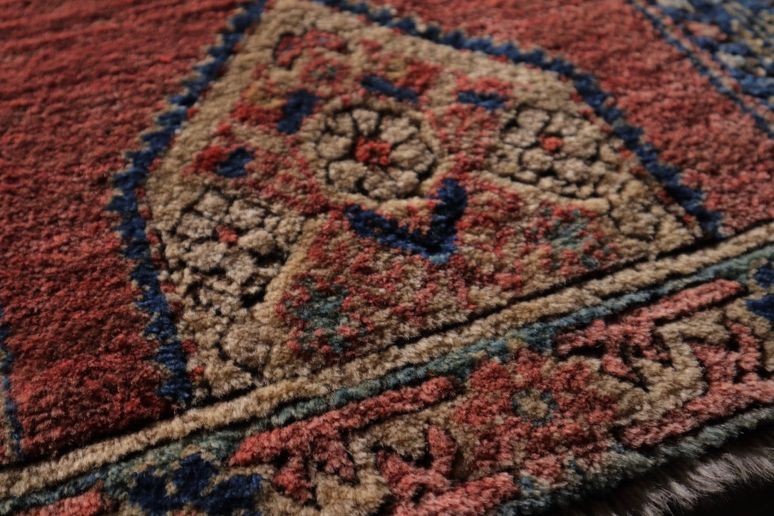A-1713  anatoria rug