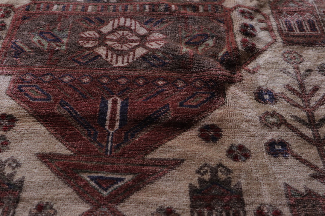 A-1821  baluch rug