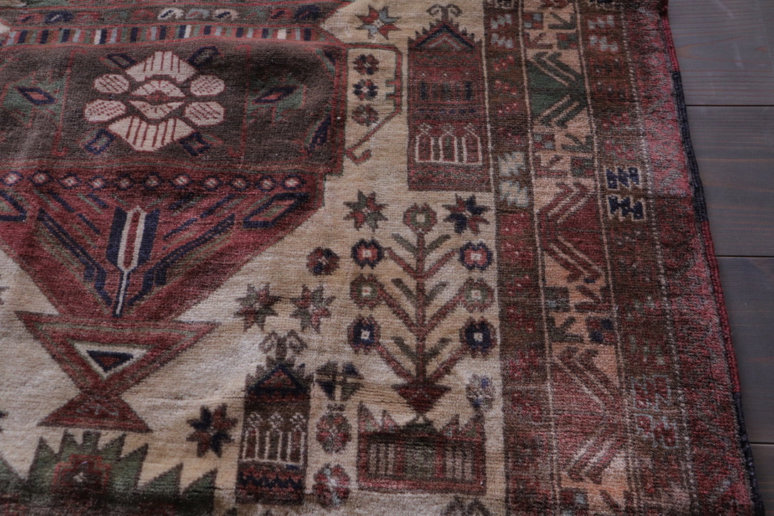 A-1821  baluch rug