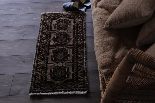 A-1827  baluch rug