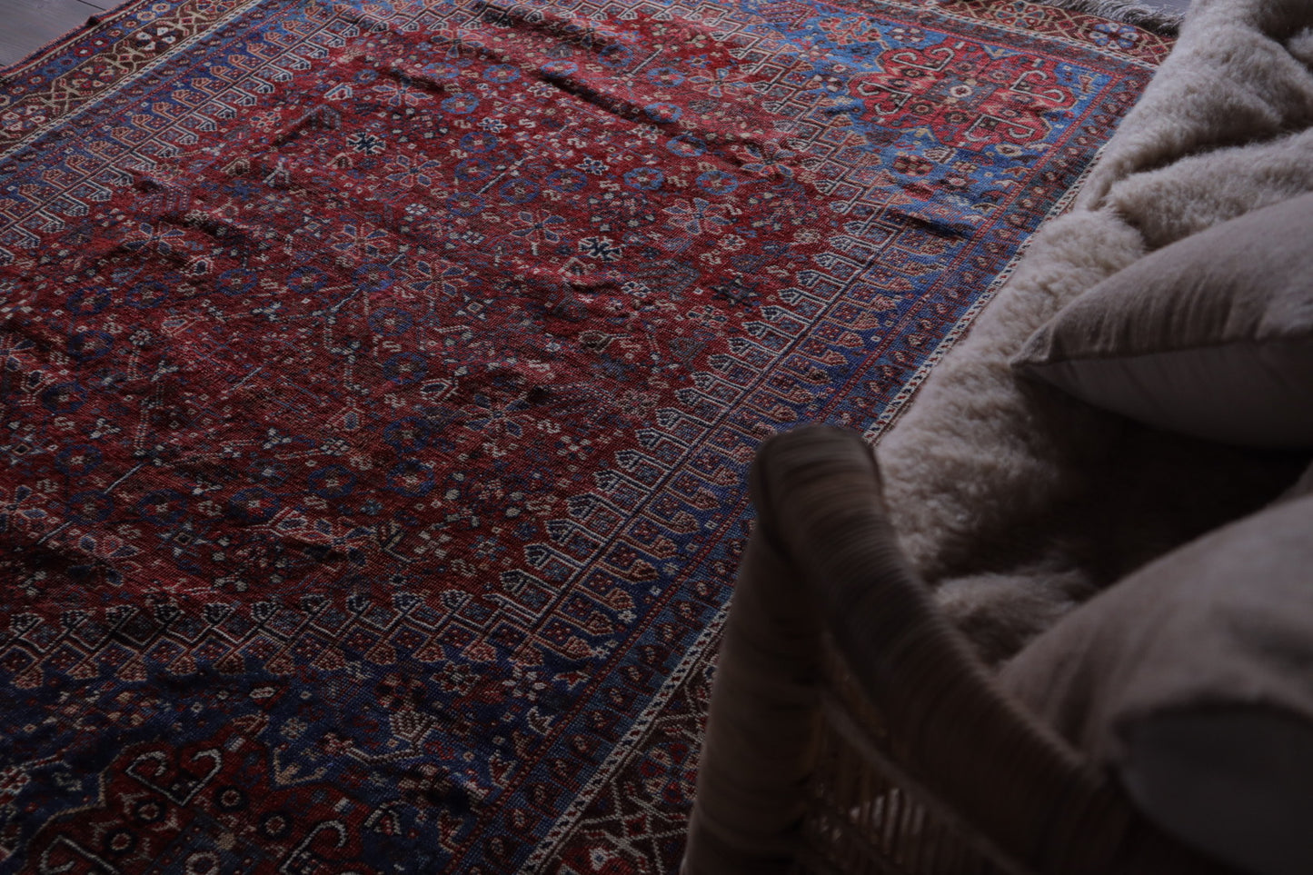 A-1056  qashqai  rug