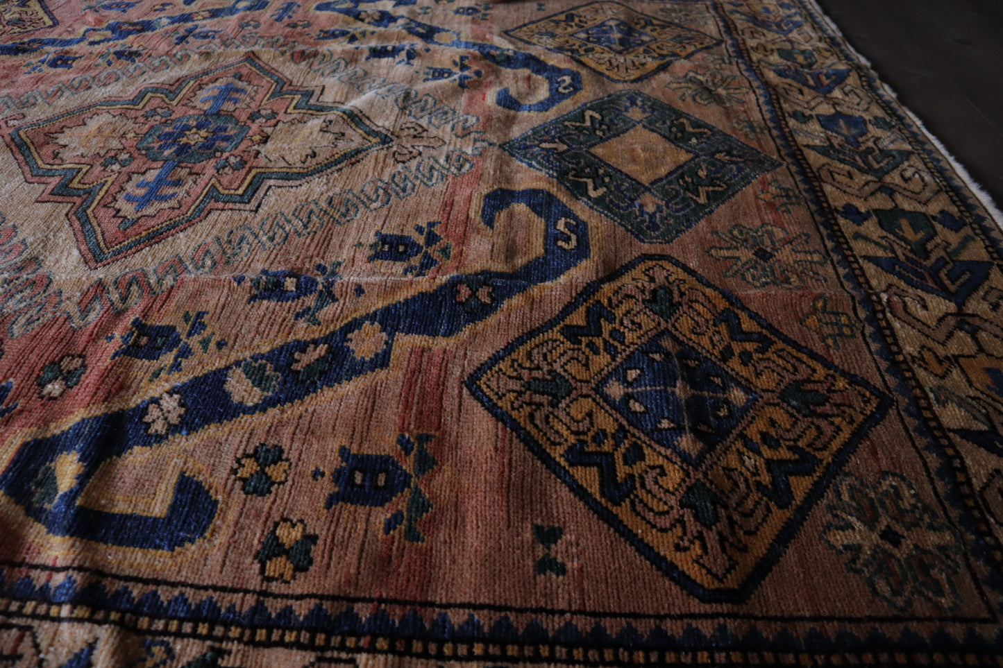 A-1004   turkish rug