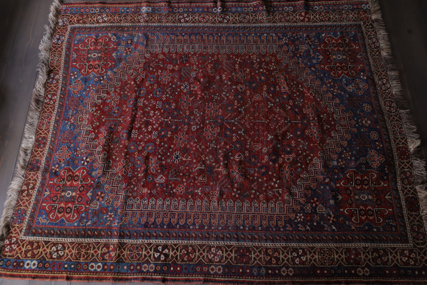 A-1056  qashqai  rug