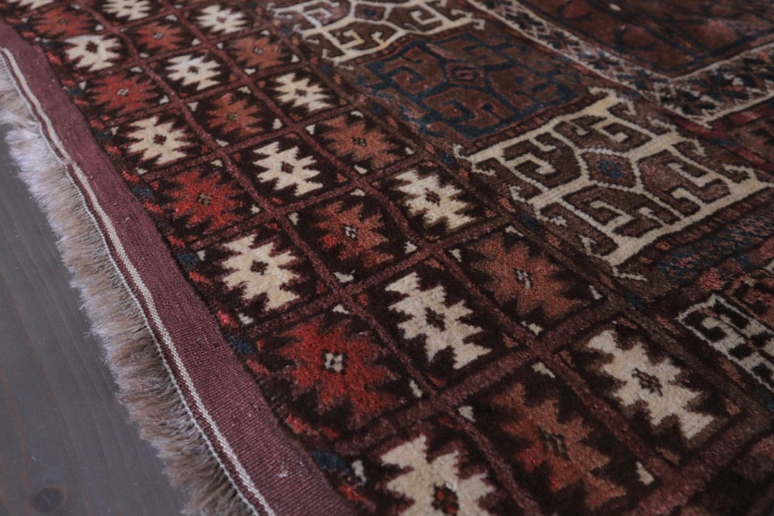 A-1761  turkmen rug