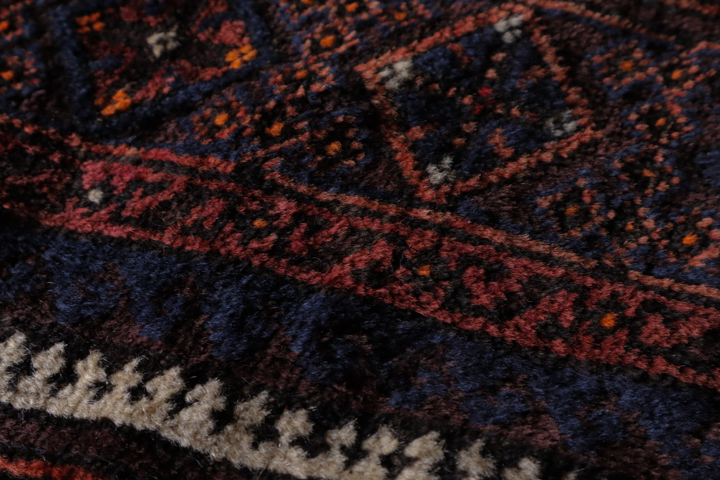 A-1011   baluch rug