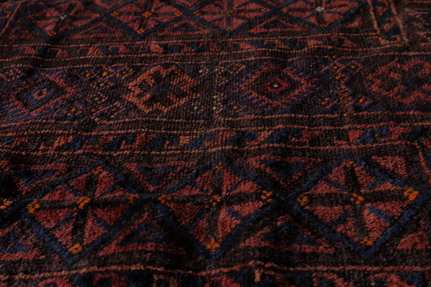 A-1011   baluch rug