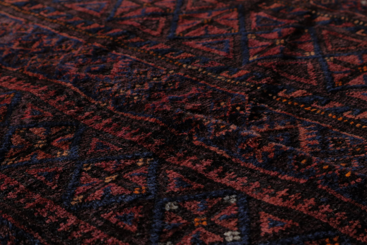 A-1011   baluch rug