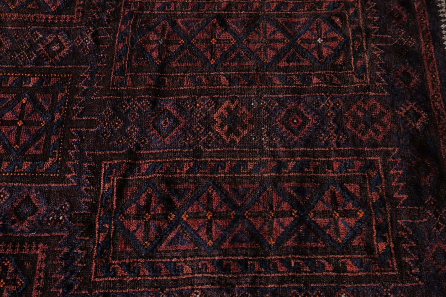 A-1011   baluch rug