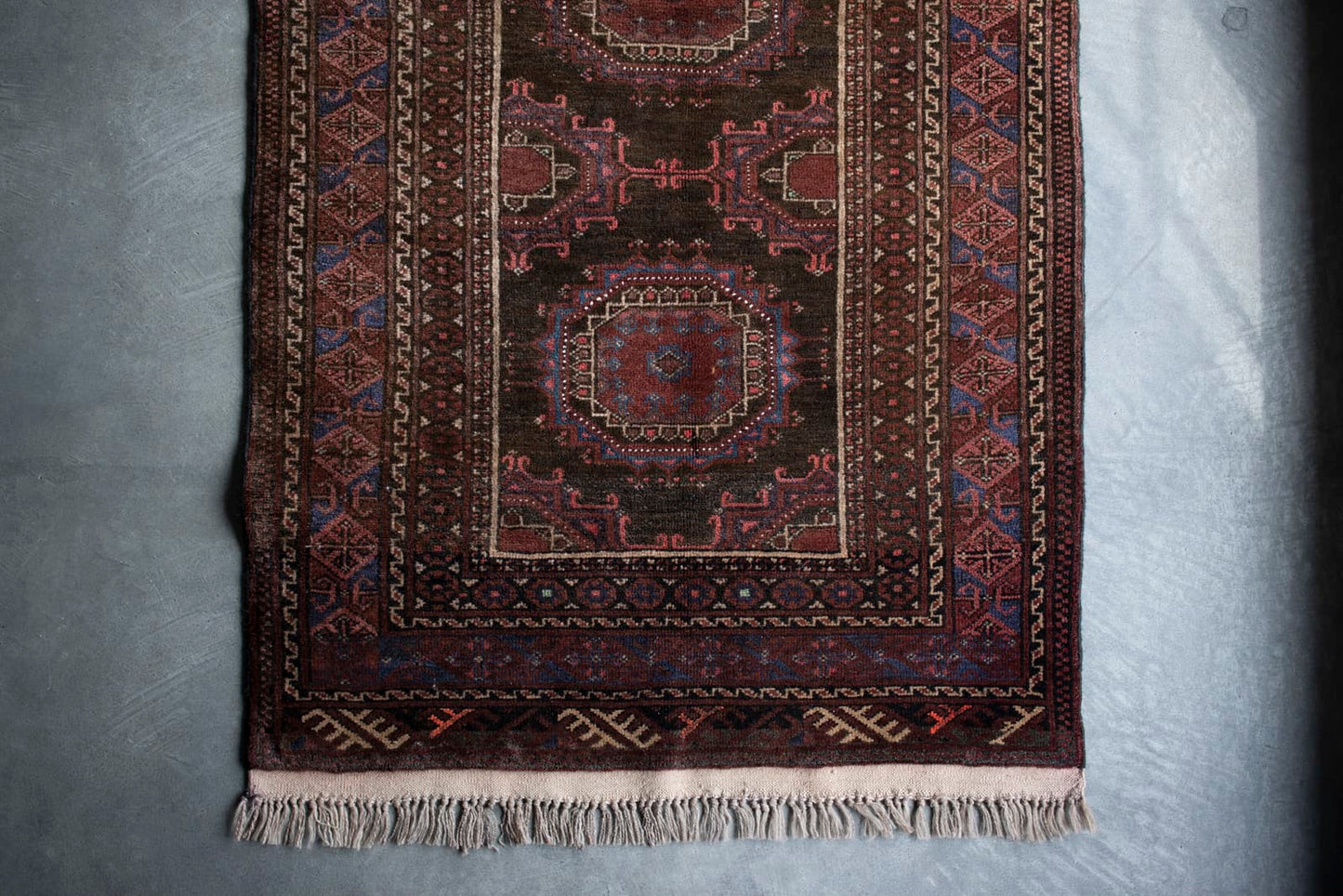 vintage turkmen rug